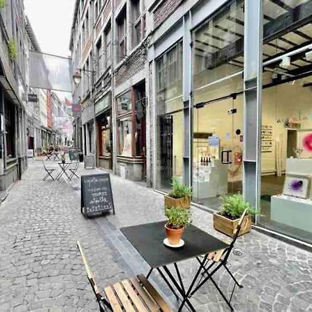 Le Neuvice - Place Du Marche, Quais, Bueren Lieja Exterior foto